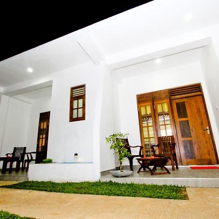 Sirisara Holiday Resort Anuradhapura Exterior photo