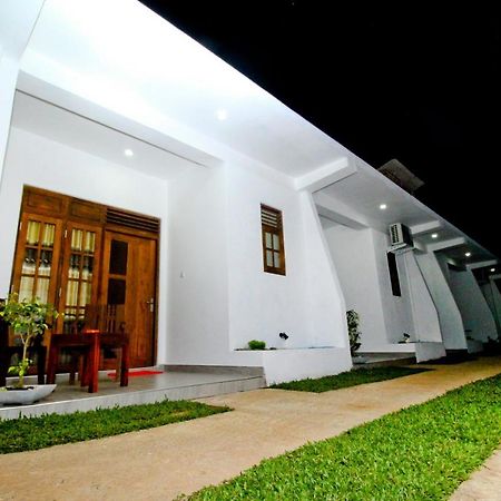 Sirisara Holiday Resort Anuradhapura Exterior photo